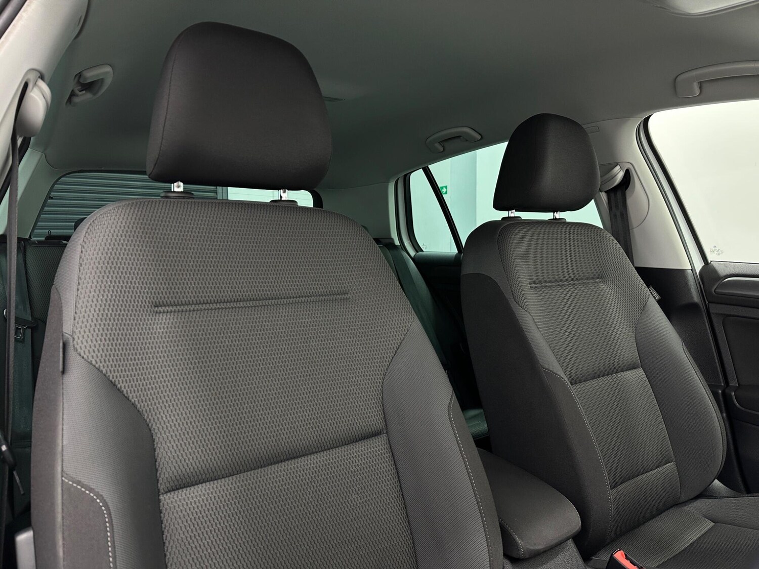 Used Volkswagen Golf 2020 for sale - 77400540: Photo 32