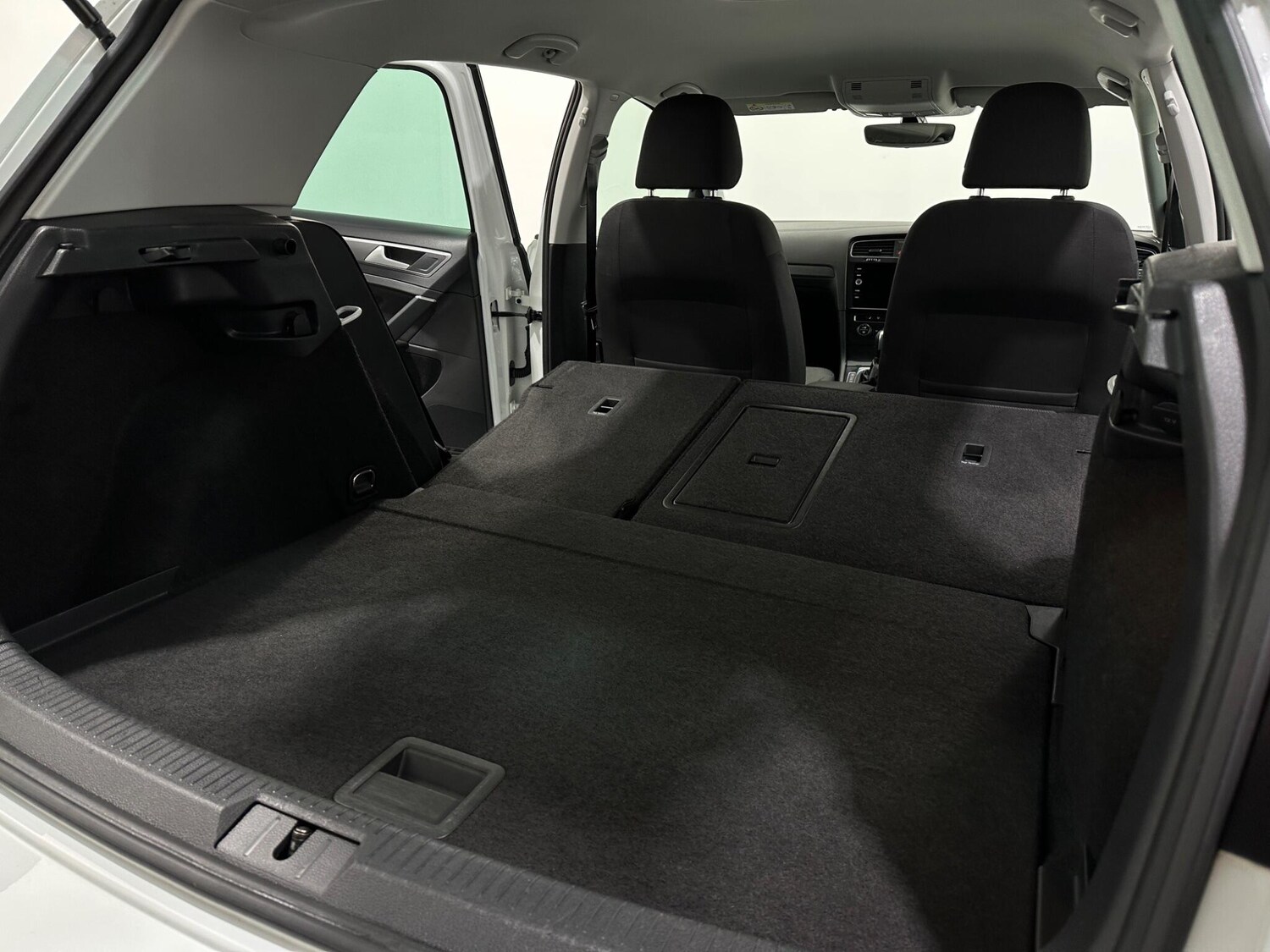 Used Volkswagen Golf 2020 for sale - 77400540: Photo 44