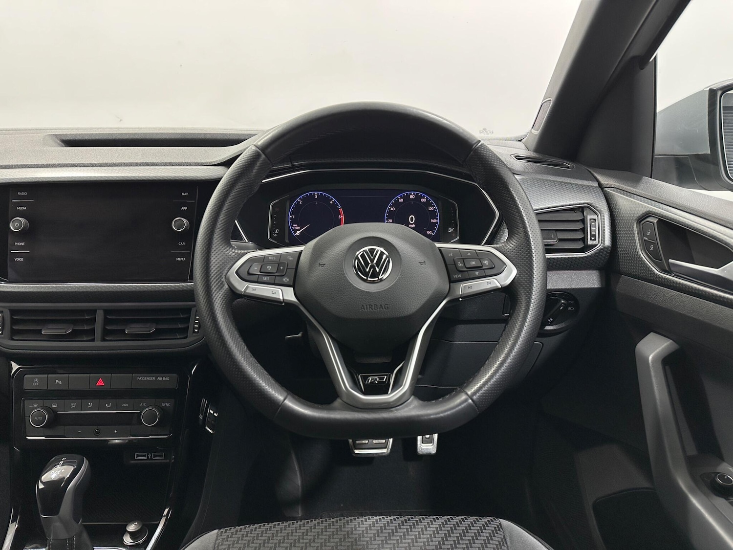 Used Volkswagen T-Cross 2020 for sale - 77426156: Photo 13