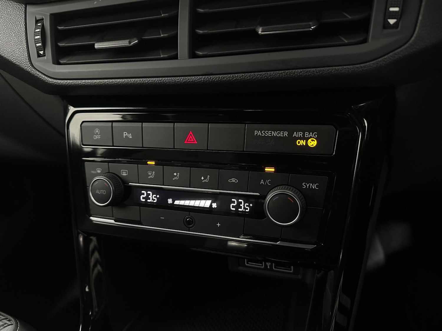 Used Volkswagen T-Cross 2020 for sale - 77426156: Photo 20