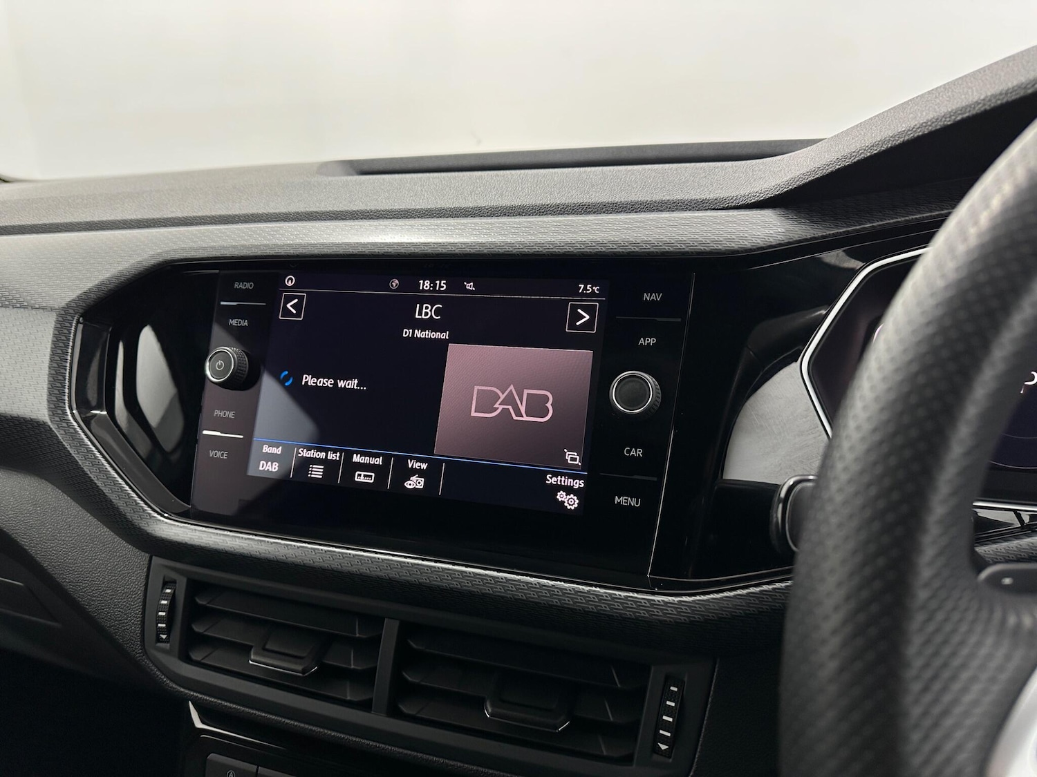 Used Volkswagen T-Cross 2020 for sale - 77426156: Photo 22