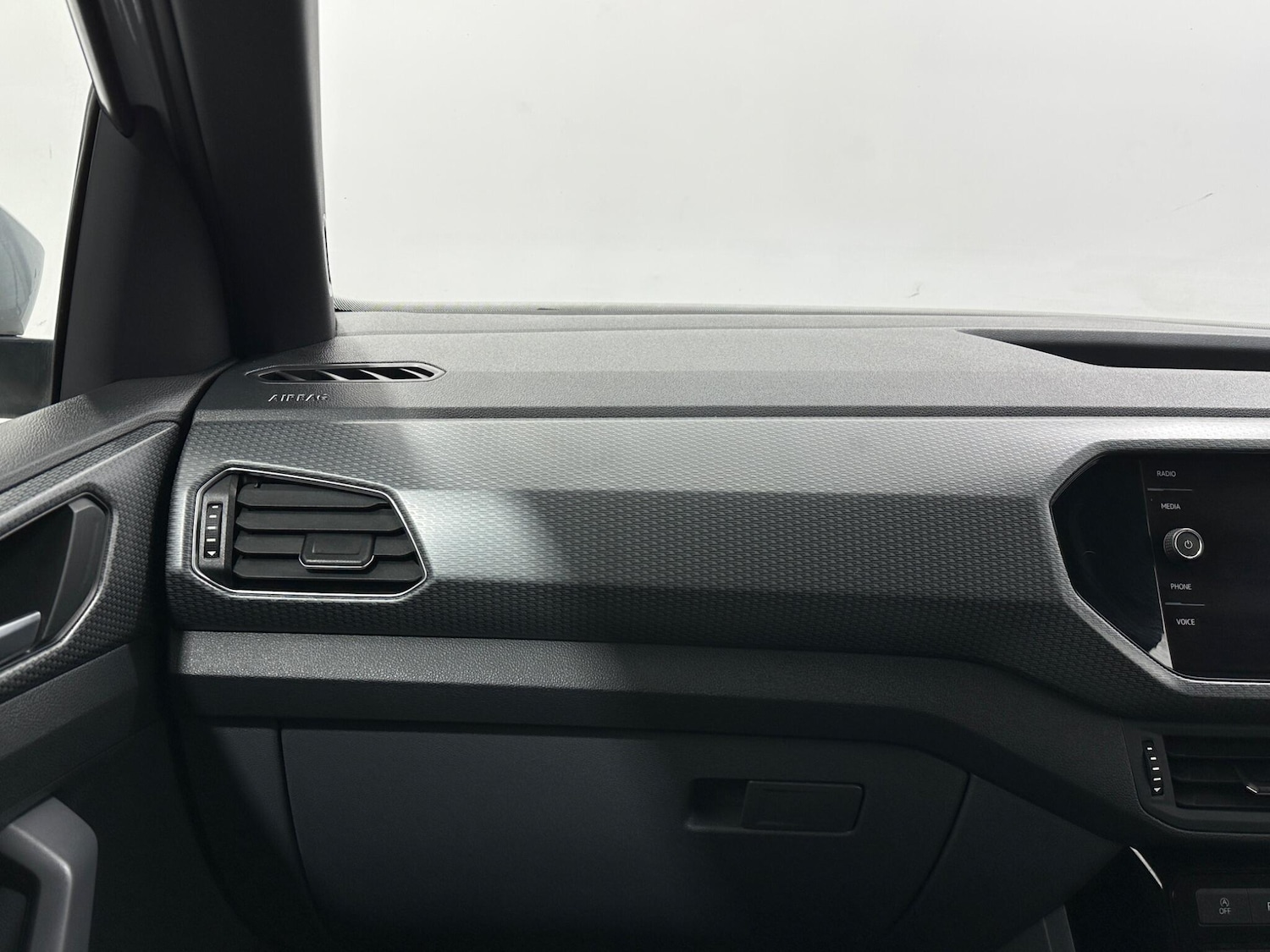 Used Volkswagen T-Cross 2020 for sale - 77426156: Photo 27