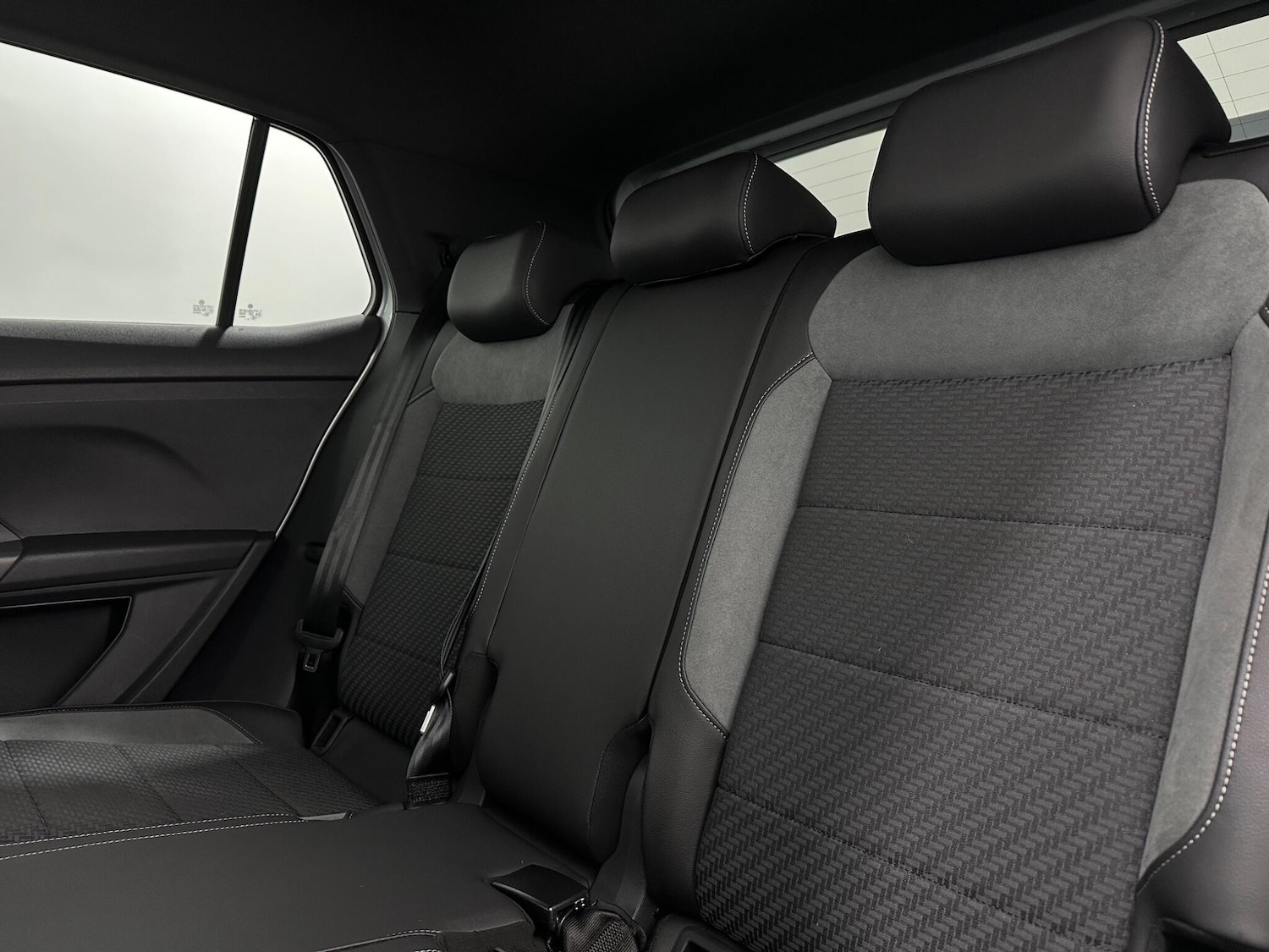 Used Volkswagen T-Cross 2020 for sale - 77426156: Photo 37