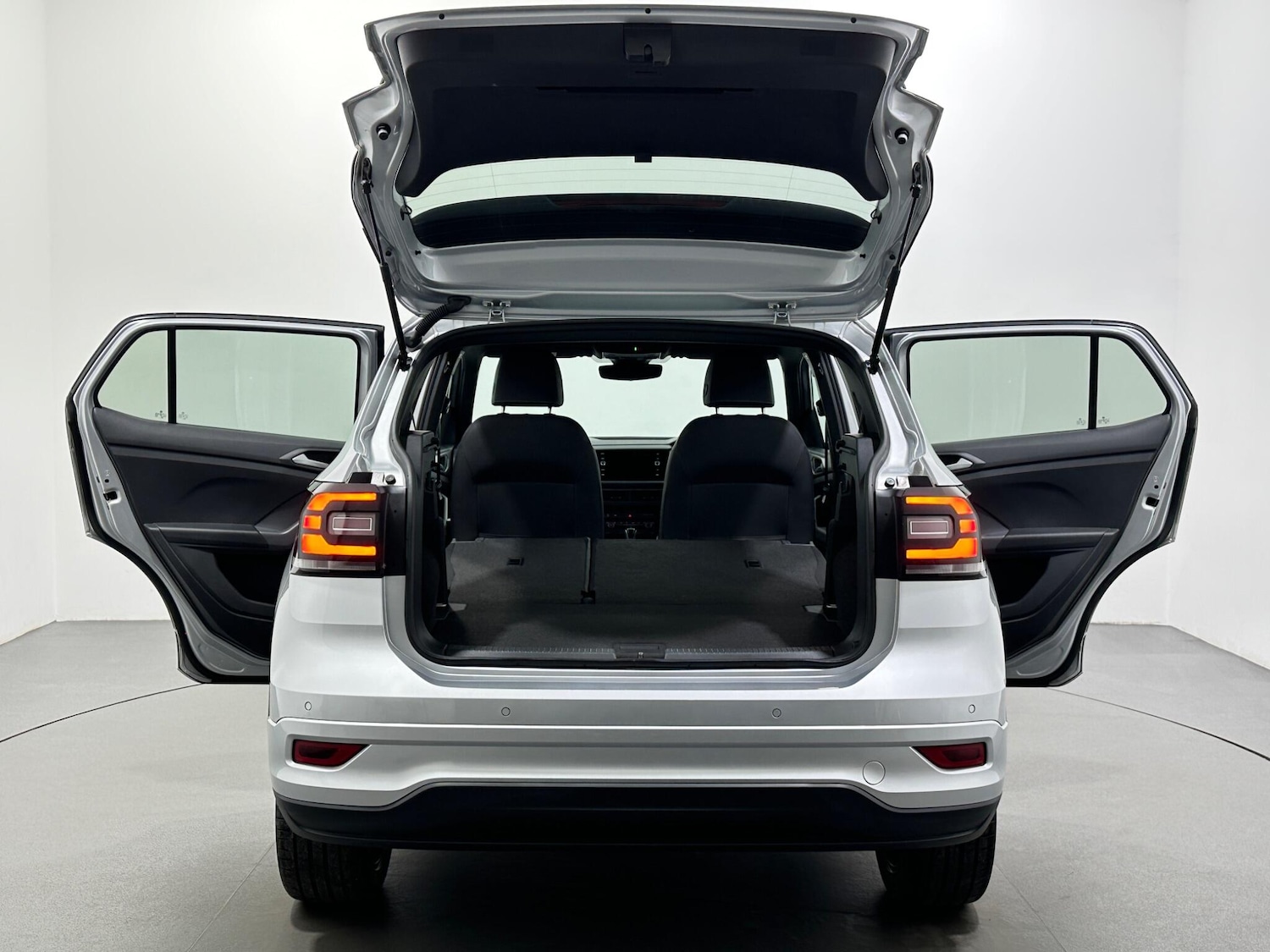 Used Volkswagen T-Cross 2020 for sale - 77426156: Photo 42