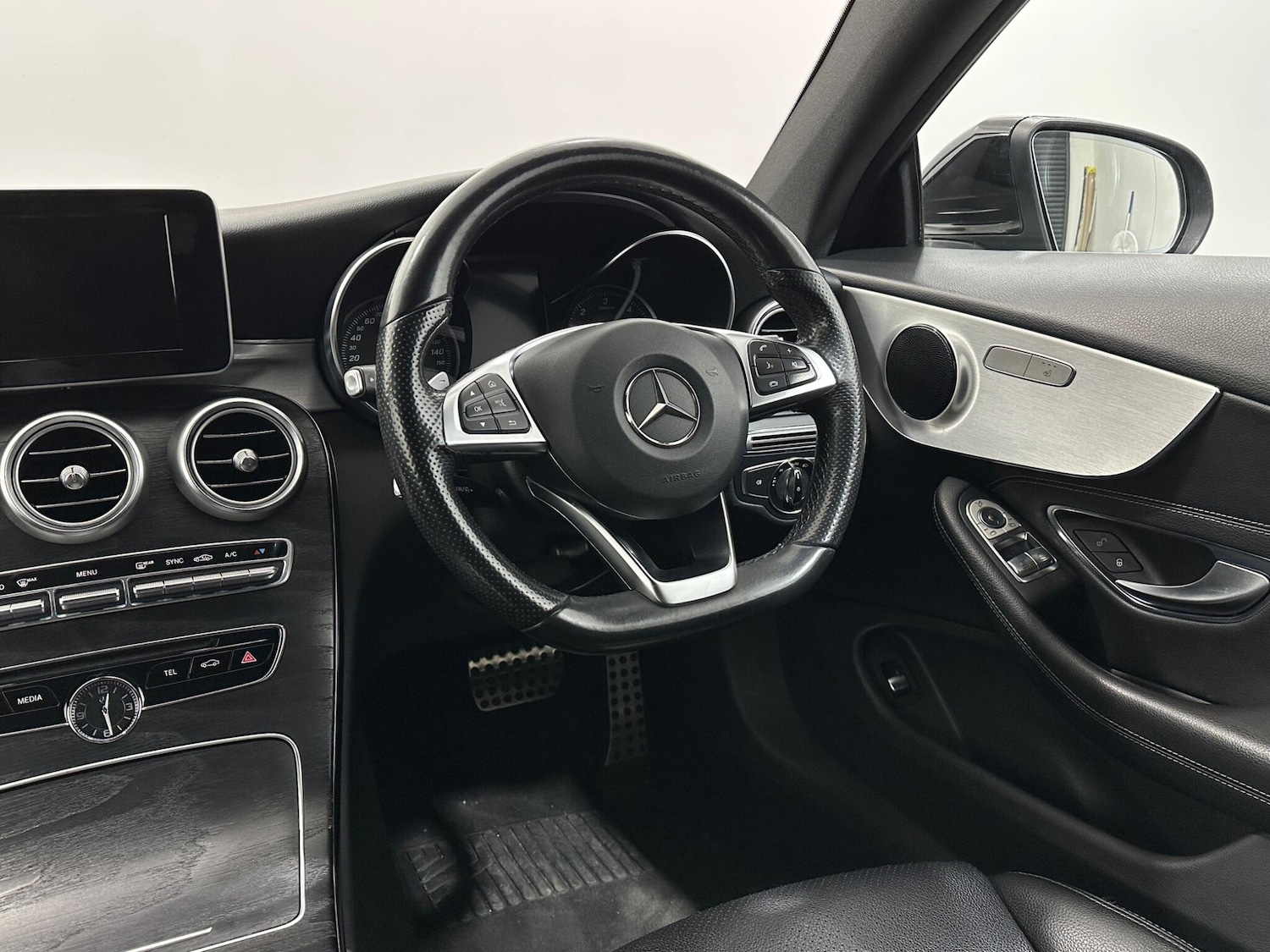 Used Mercedes-Benz C Class 2016 for sale - 78156962: Photo 11