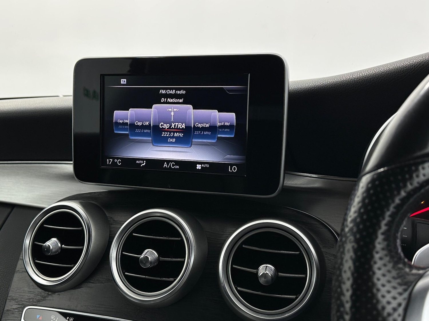 Used Mercedes-Benz C Class 2016 for sale - 78156962: Photo 26