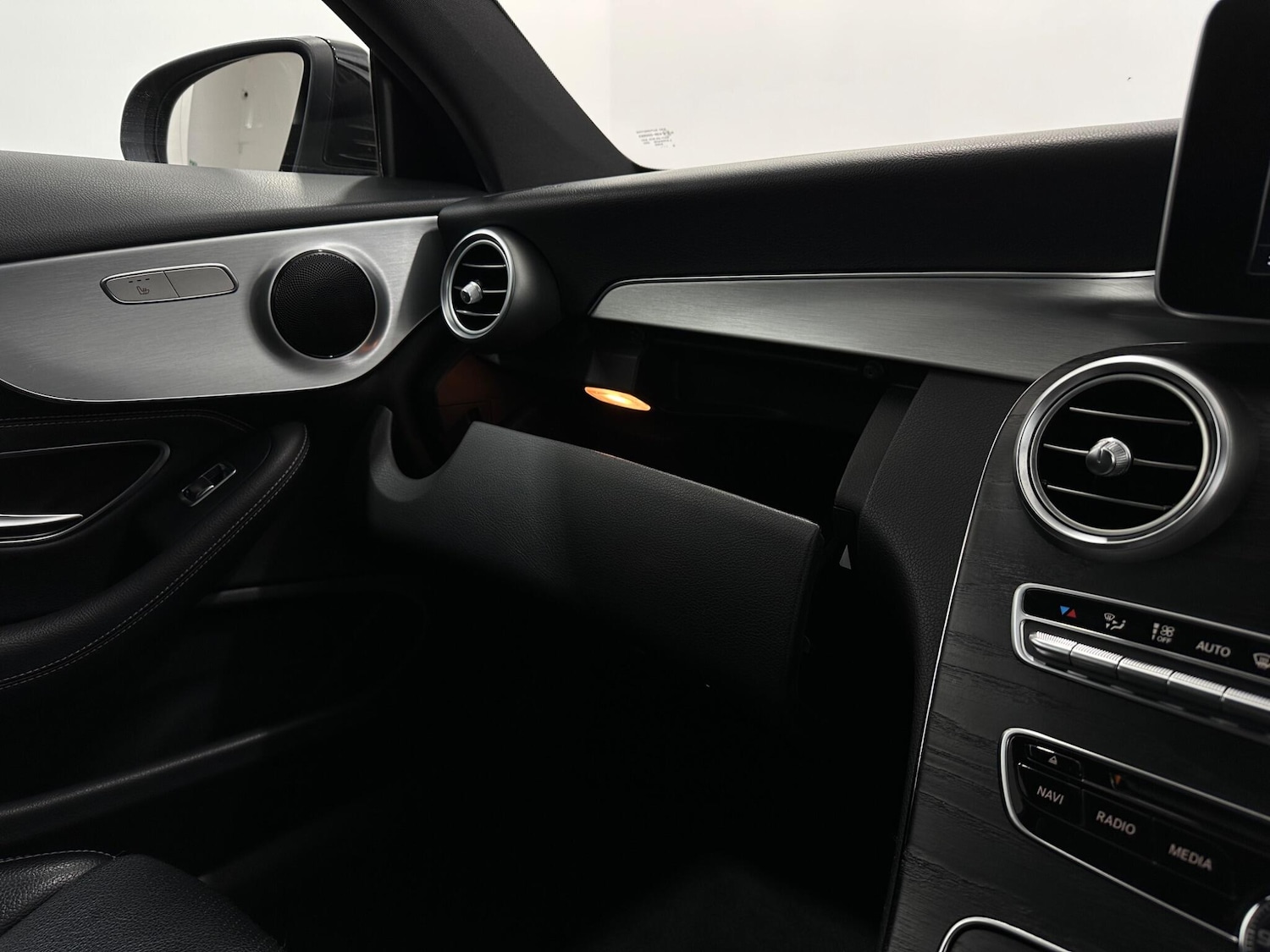 Used Mercedes-Benz C Class 2016 for sale - 78156962: Photo 29