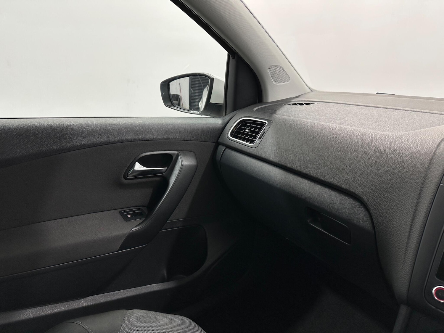 Used Volkswagen Polo for sale - 77084370: Photo 21