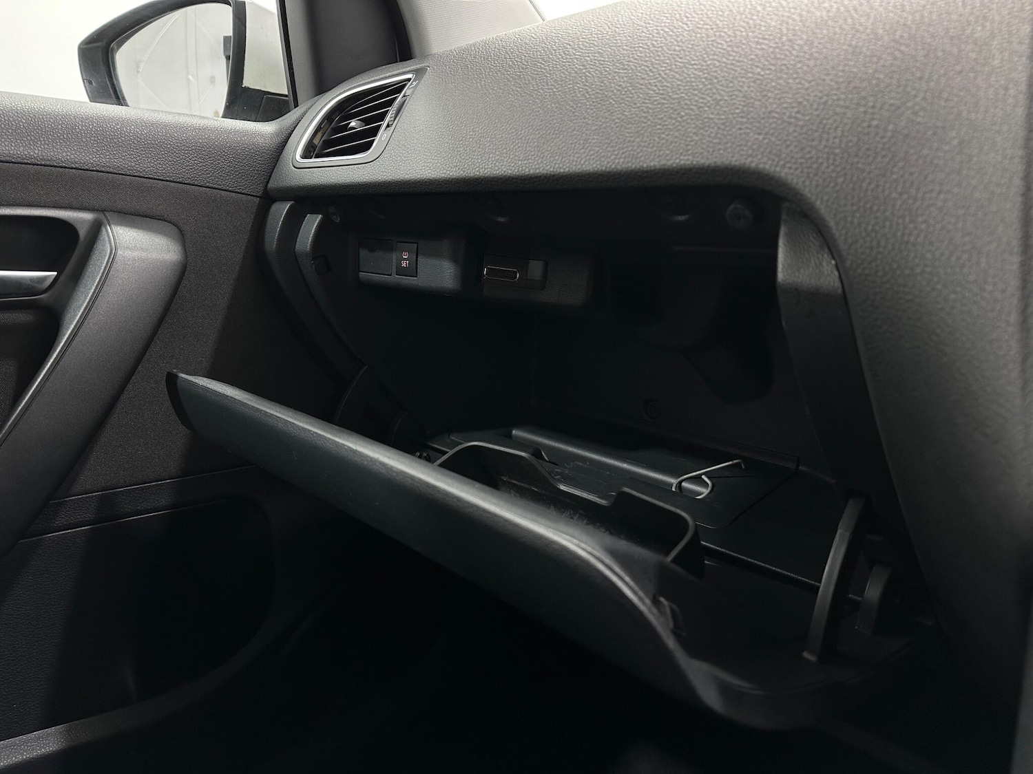 Used Volkswagen Polo for sale - 77084370: Photo 22