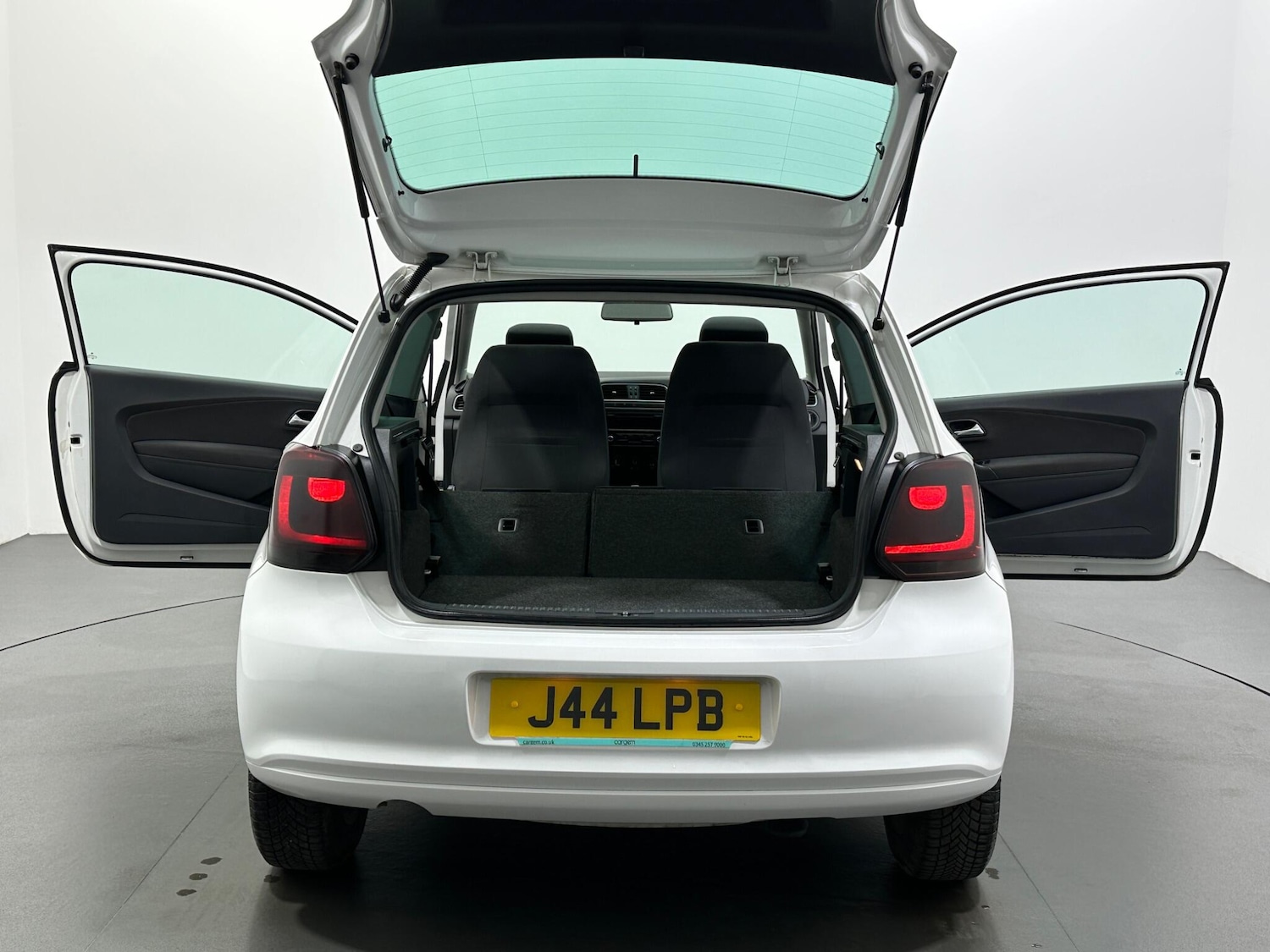 Used Volkswagen Polo for sale - 77084370: Photo 35