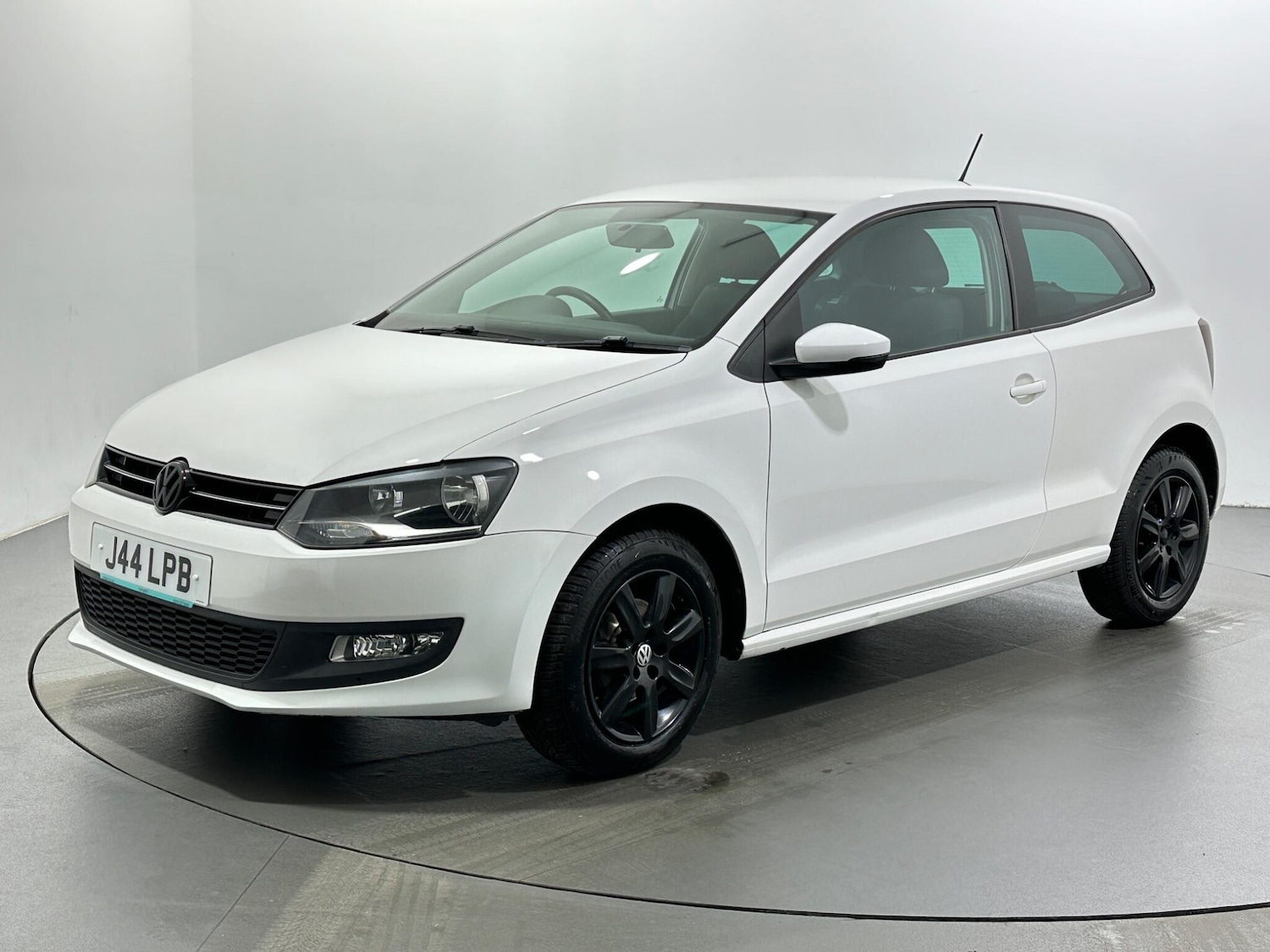 Used Volkswagen Polo for sale - 77084370: Photo 4