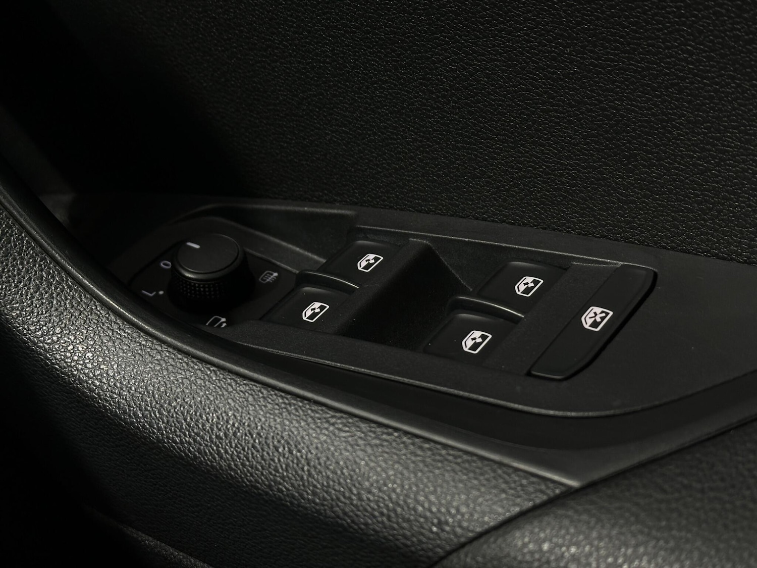 Used Skoda Karoq for sale - 78220149: Photo 18