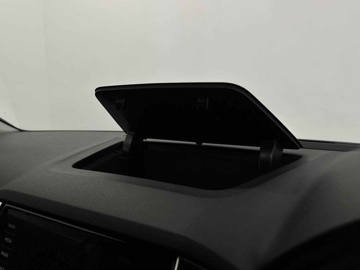 Used Skoda Karoq for sale - 78220149: Photo 27