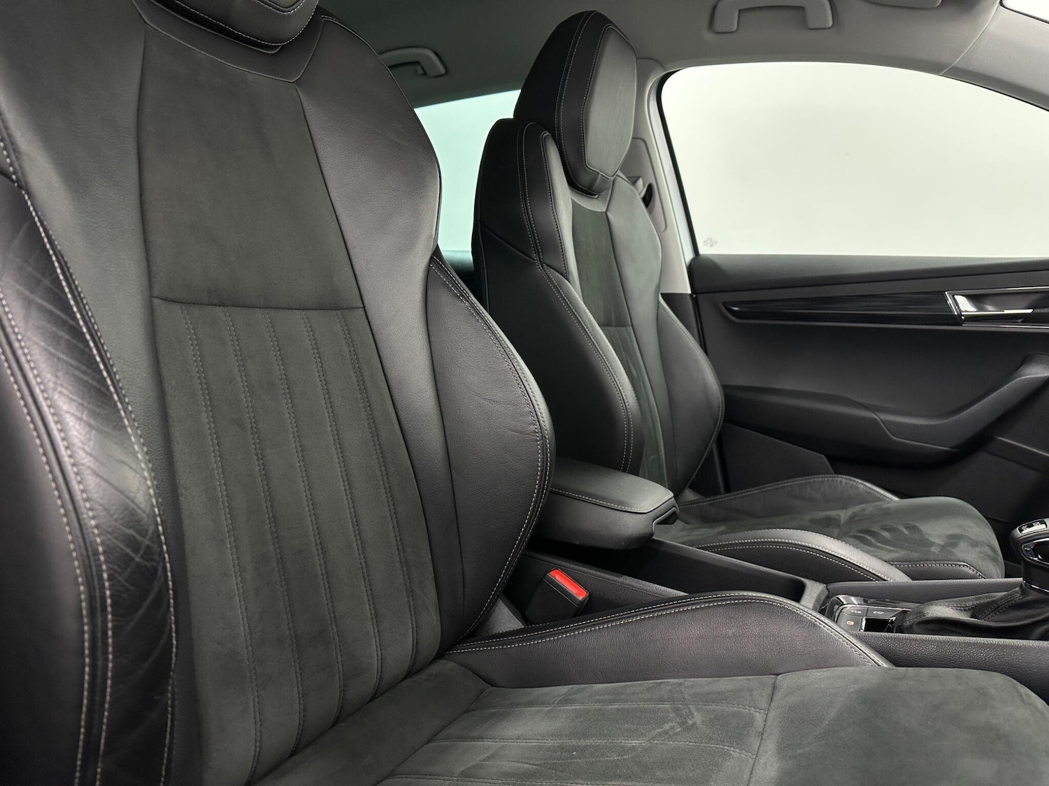 Used Skoda Karoq for sale - 78220149: Photo 33