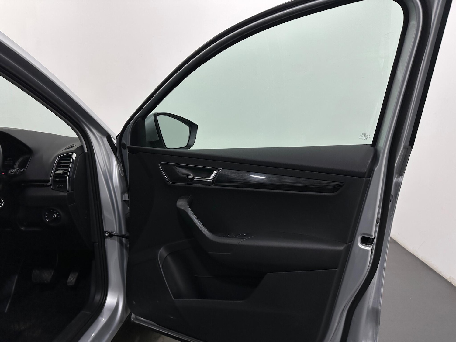 Used Skoda Karoq for sale - 78220149: Photo 35