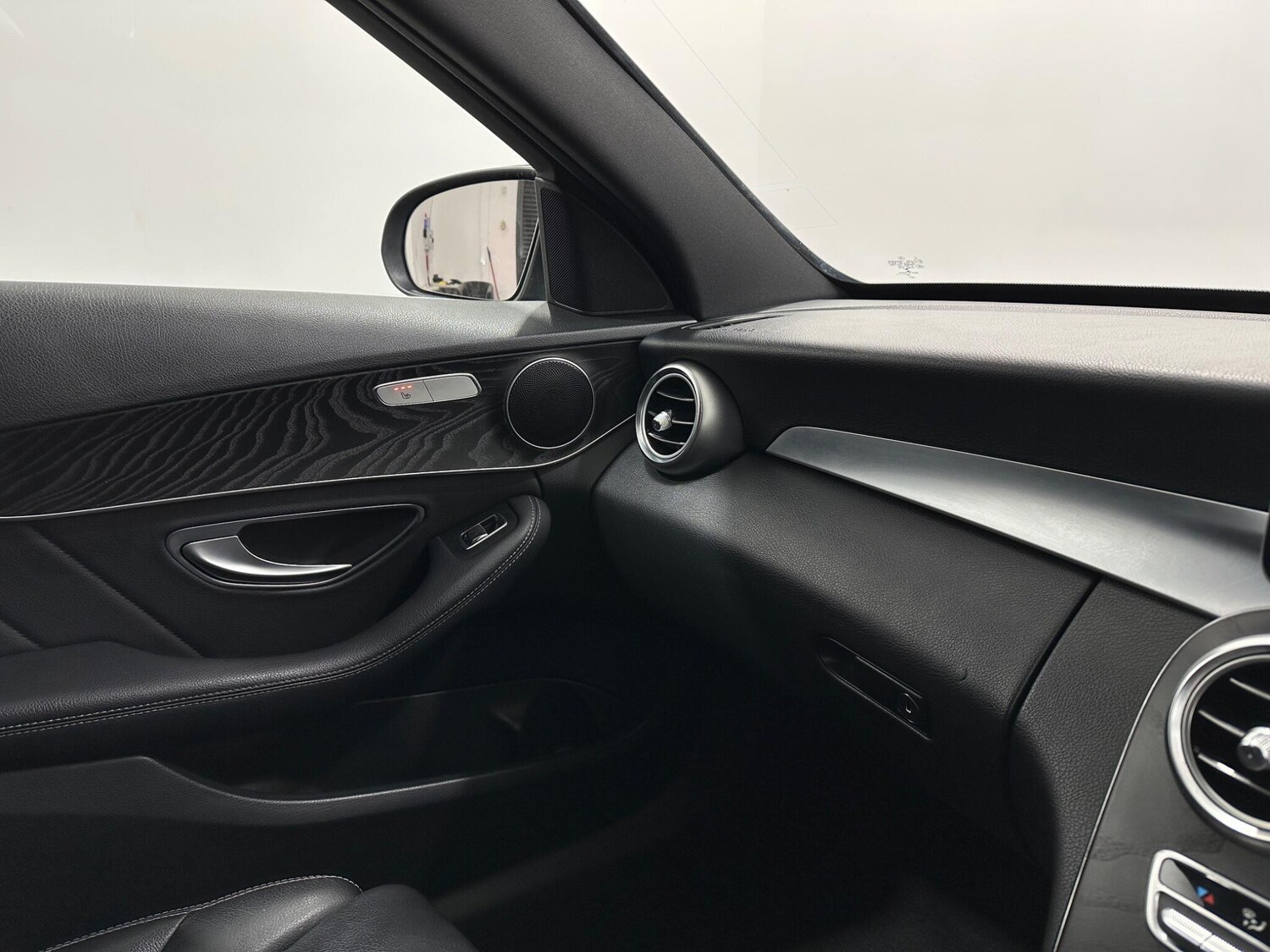 Used Mercedes-Benz C Class for sale - 77574469: Photo 27