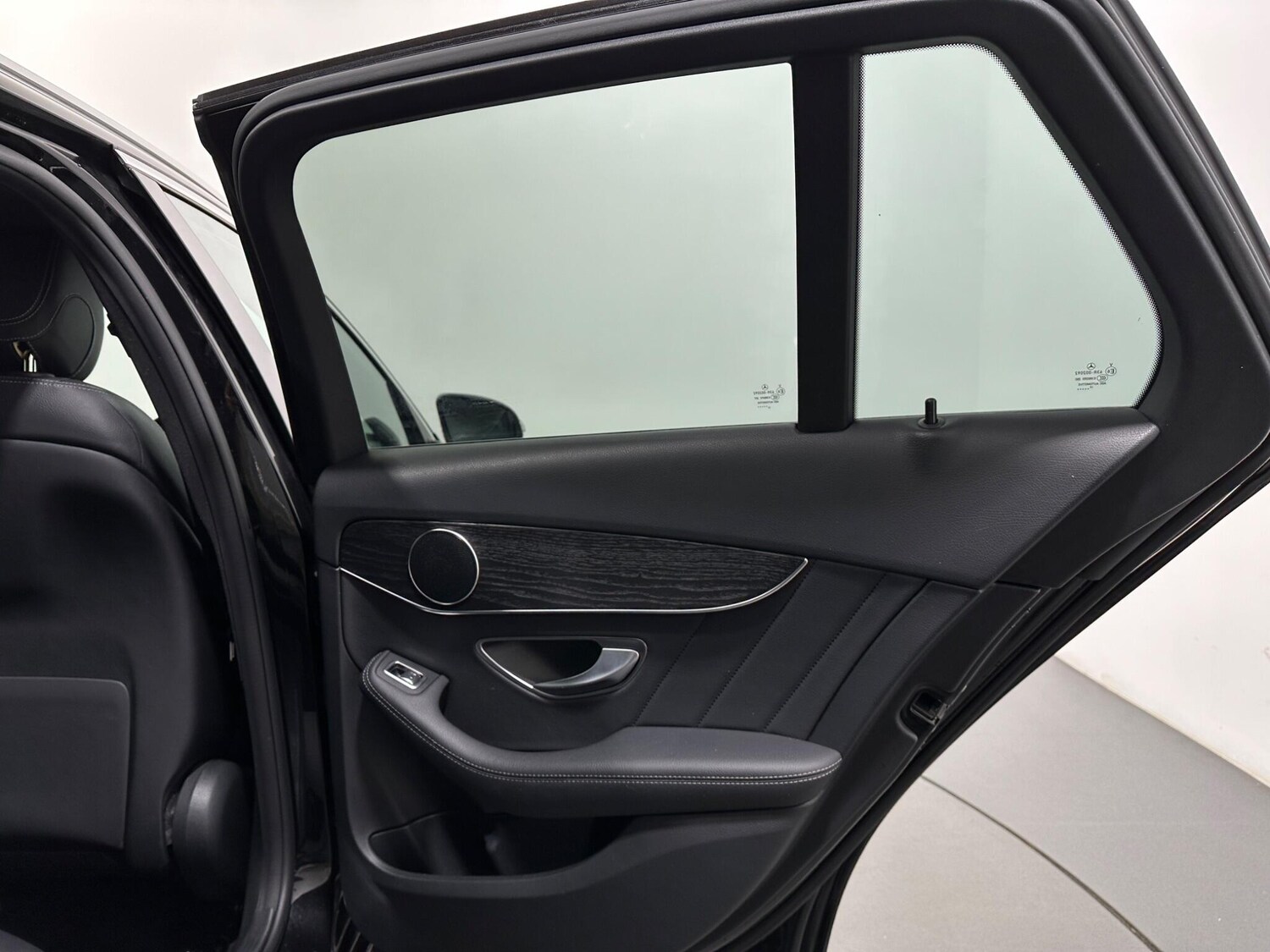 Used Mercedes-Benz C Class for sale - 77574469: Photo 44