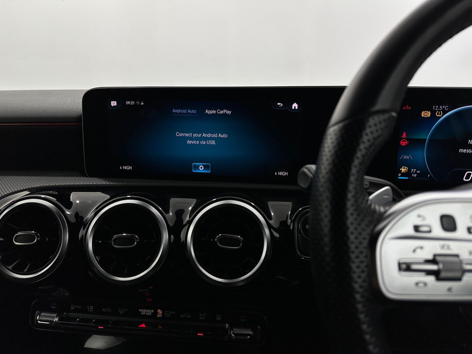 Used Mercedes-Benz A-Class 2020 for sale - 77238525: Photo 25