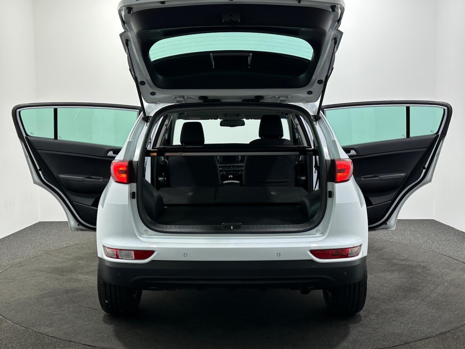 Used Kia Sportage 2016 for sale - 76878879: Photo 43