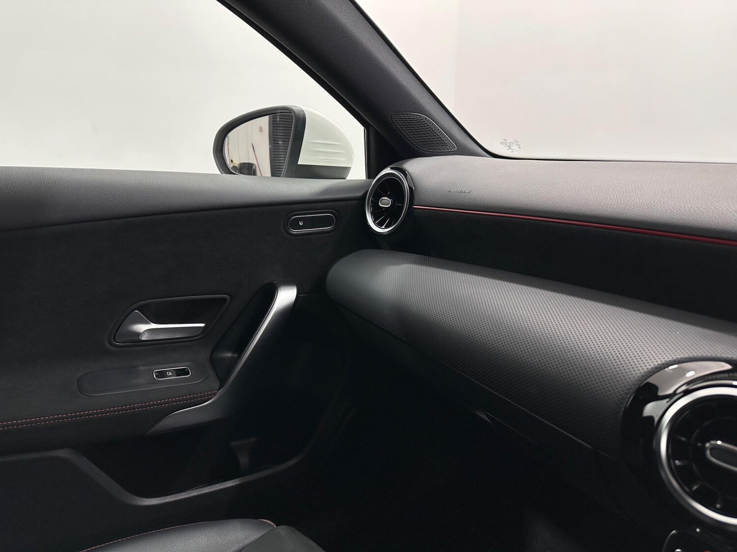 Used Mercedes-Benz A-Class for sale - 77957665: Photo 28