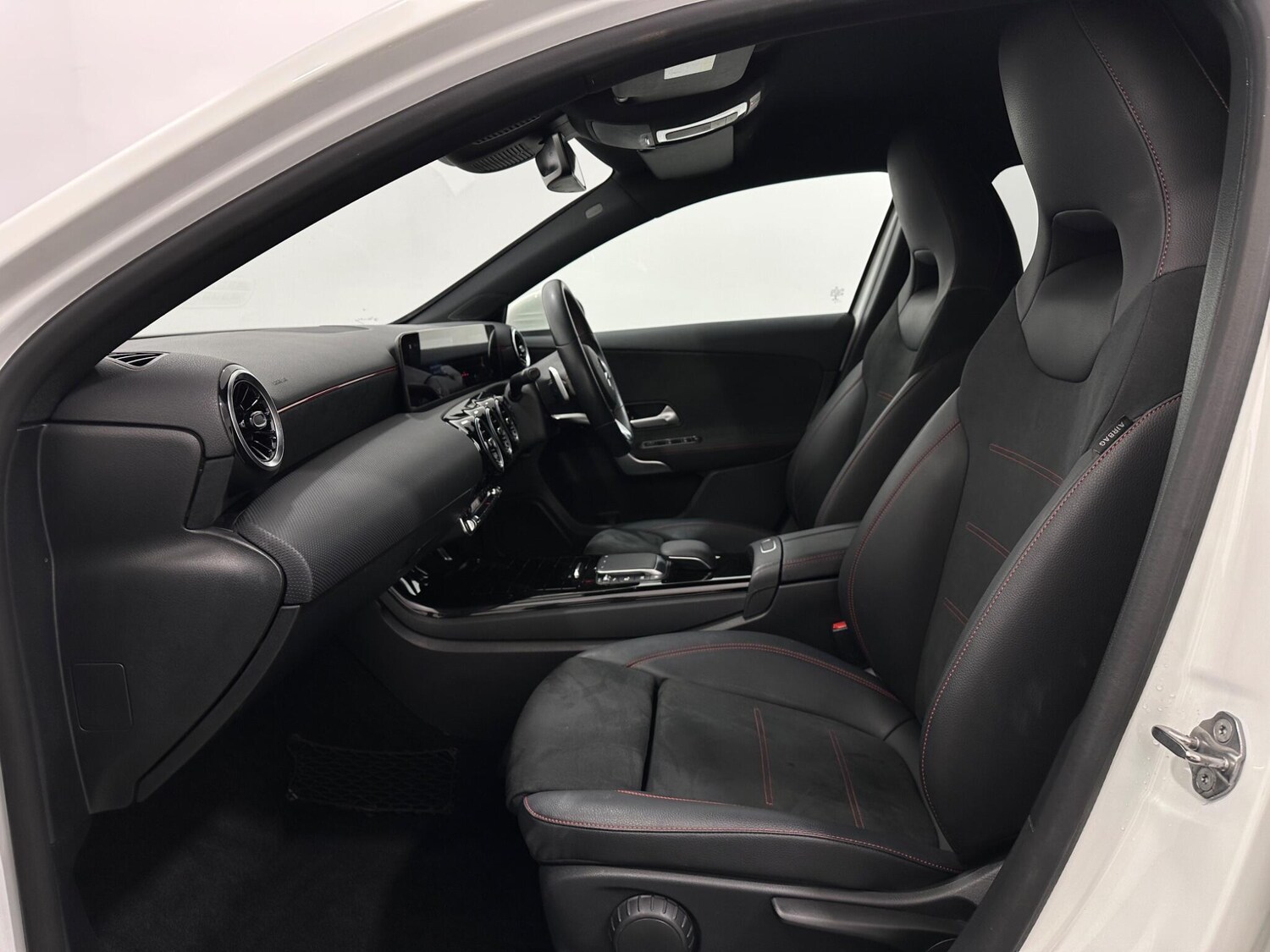 Used Mercedes-Benz A-Class for sale - 77957665: Photo 36