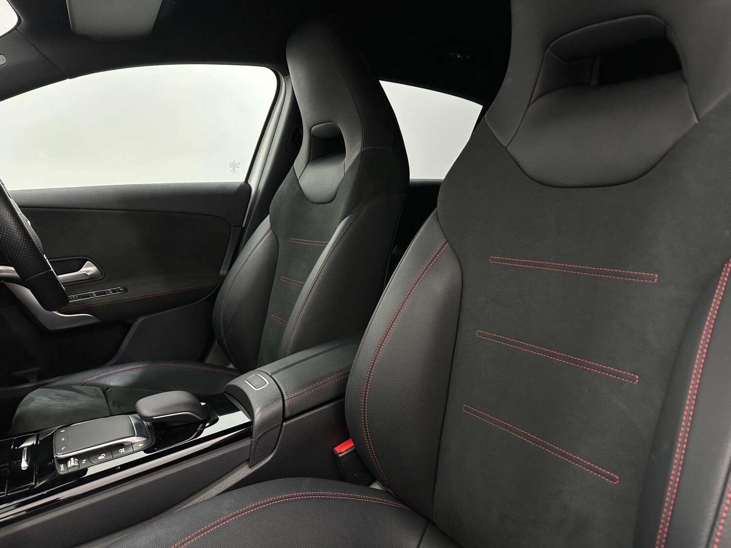 Used Mercedes-Benz A-Class for sale - 77957665: Photo 37