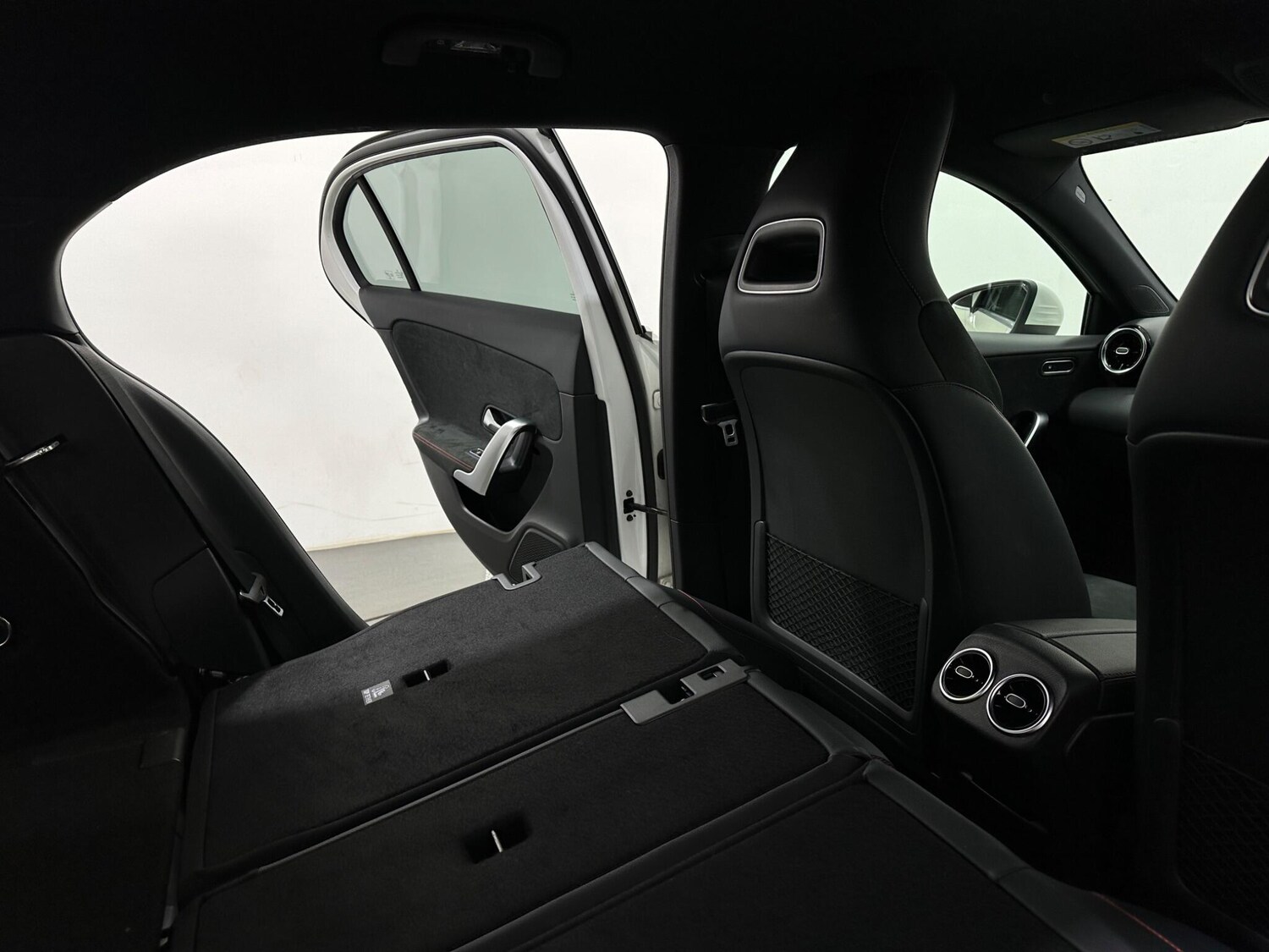 Used Mercedes-Benz A-Class for sale - 77957665: Photo 48