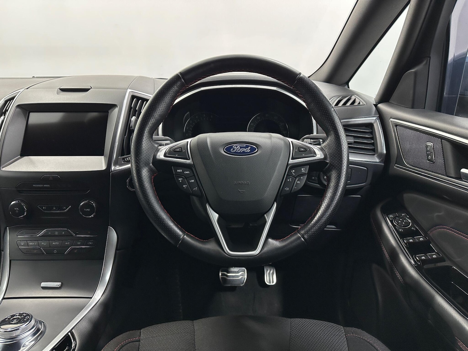 Used Ford S-Max 2019 for sale - 78034089: Photo 13