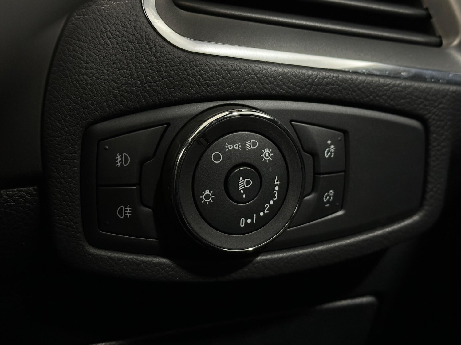 Used Ford S-Max 2019 for sale - 78034089: Photo 18