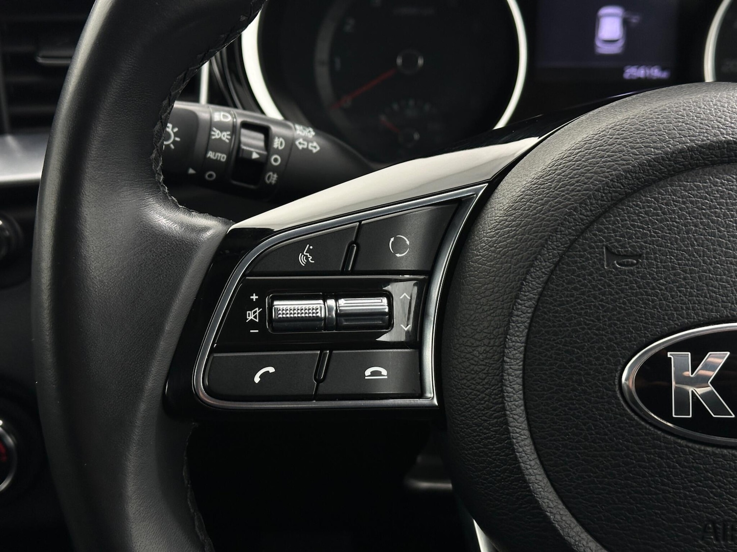 Used Kia Ceed for sale - 78127334: Photo 15