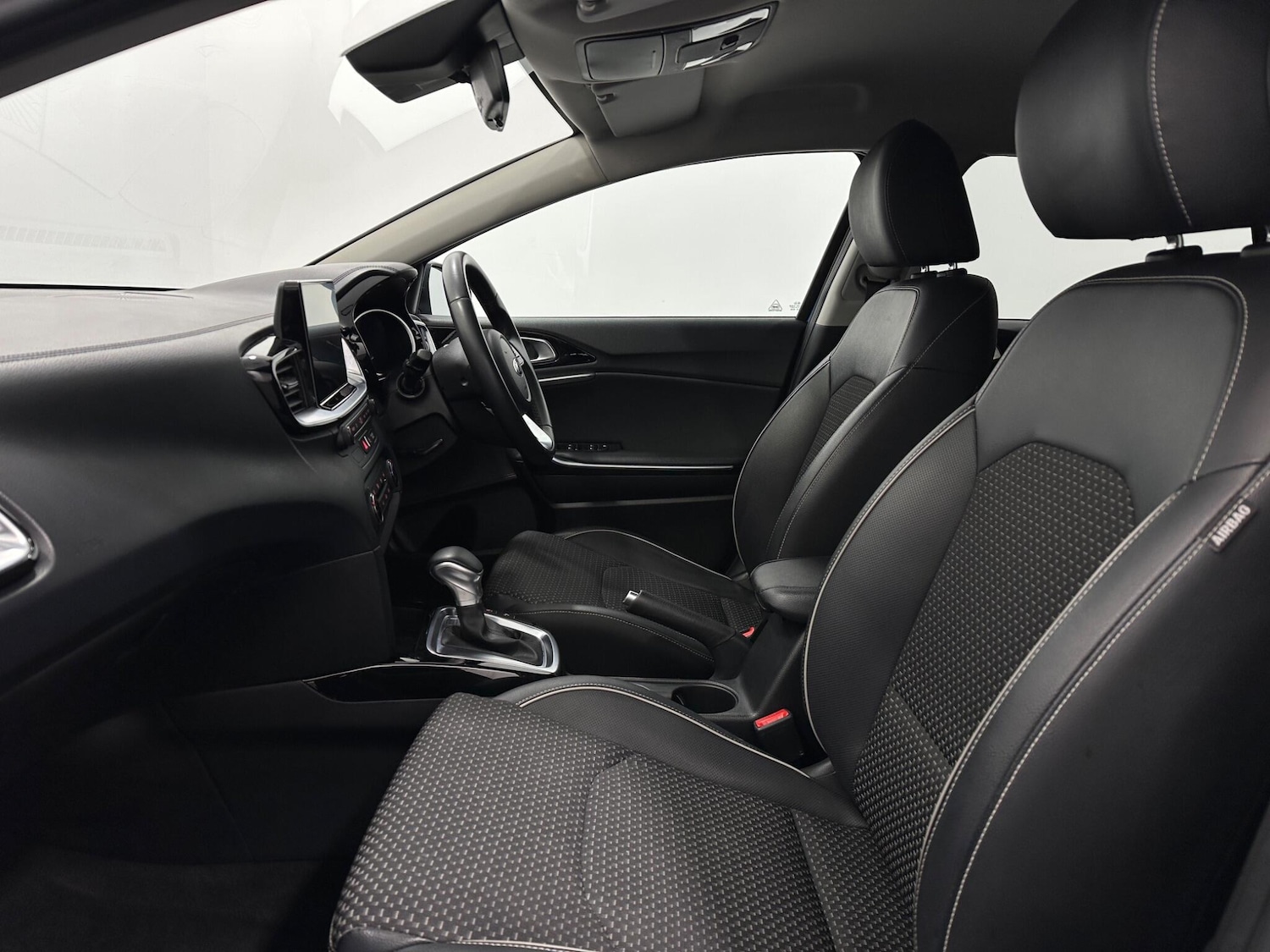 Used Kia Ceed for sale - 78127334: Photo 34