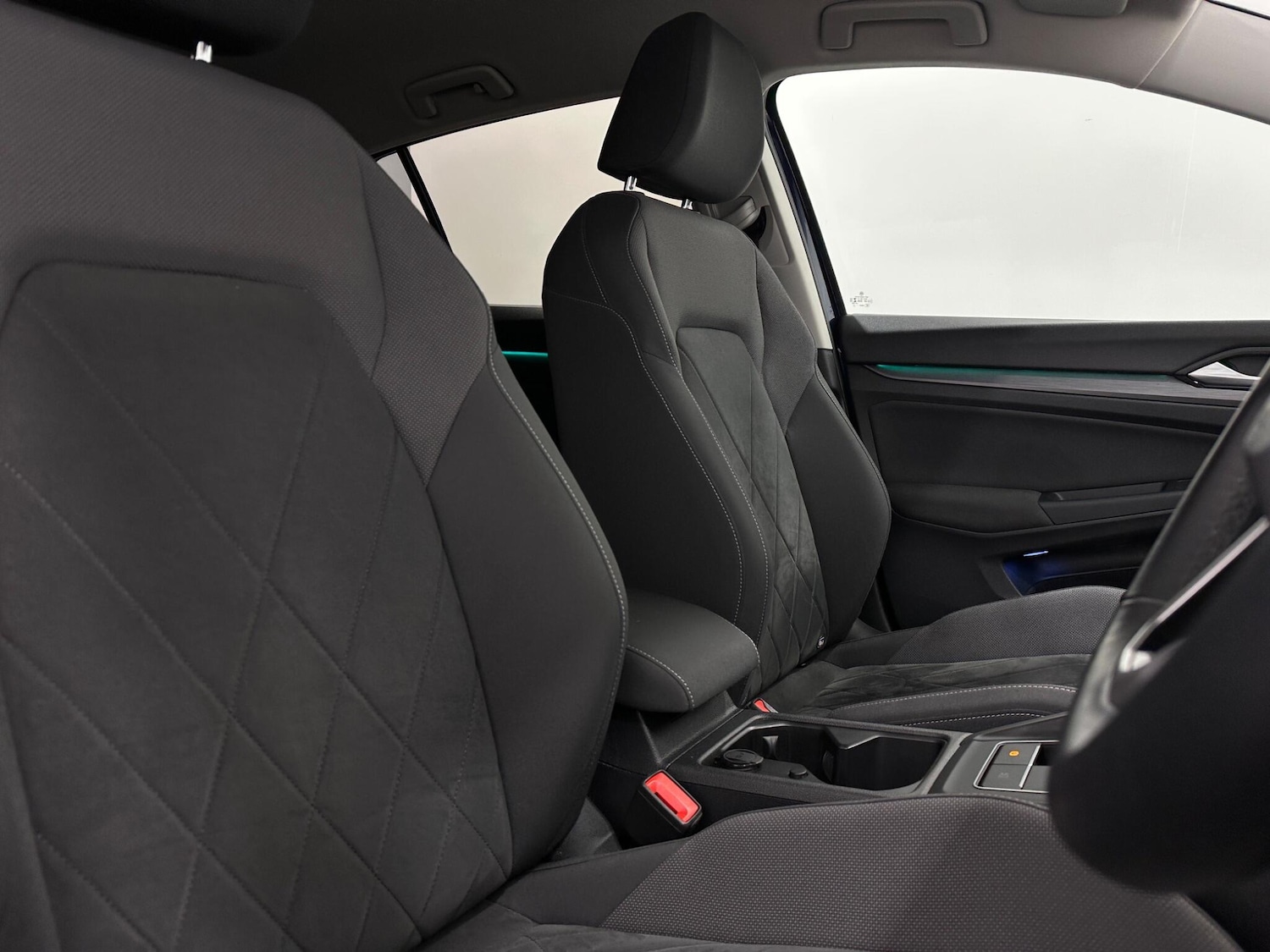 Used Volkswagen Golf 2020 for sale - 77290468: Photo 31