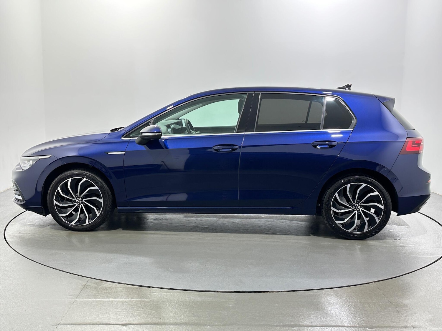 Used Volkswagen Golf 2020 for sale - 77290468: Photo 5