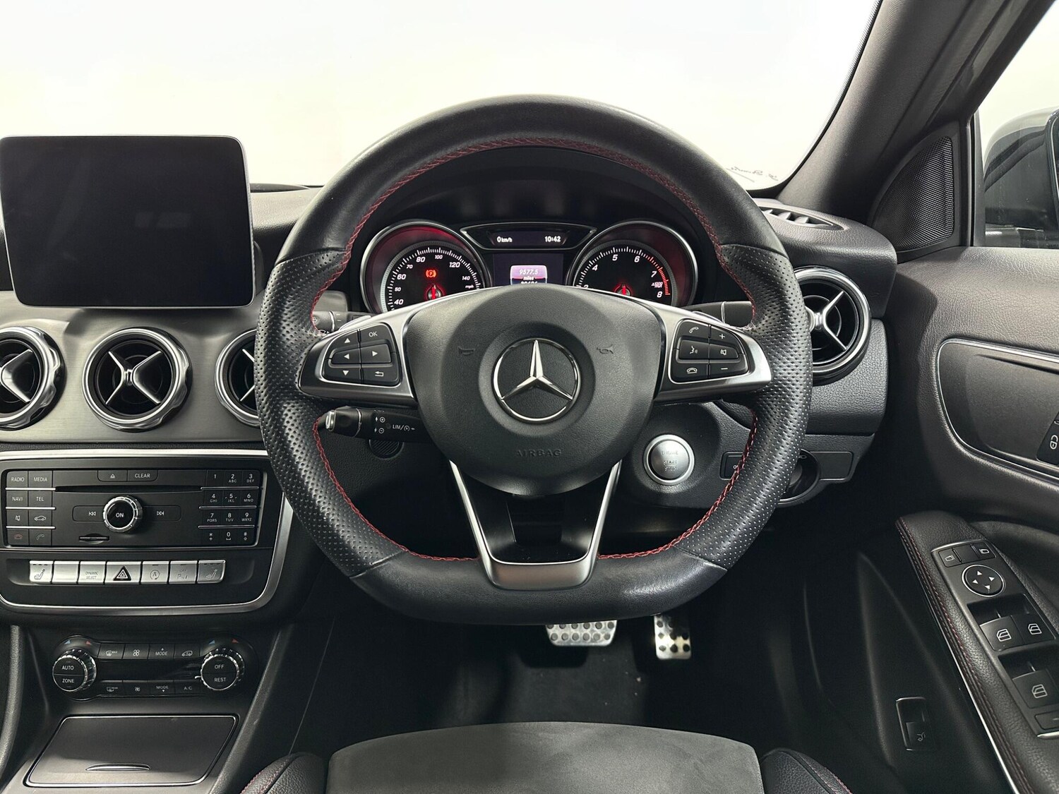 Used Mercedes-Benz GLA 2019 for sale - 77940096: Photo 13