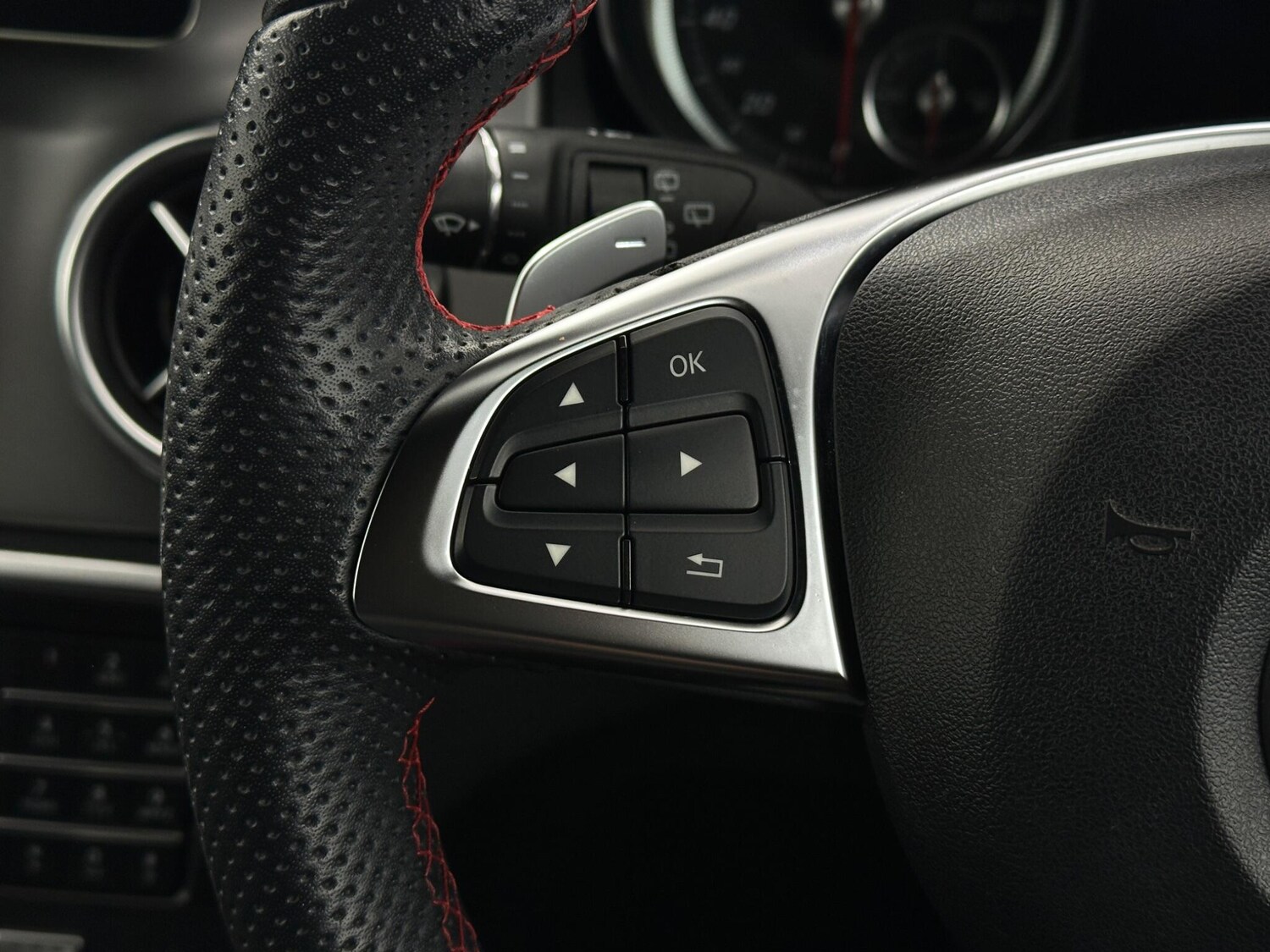 Used Mercedes-Benz GLA 2019 for sale - 77940096: Photo 15