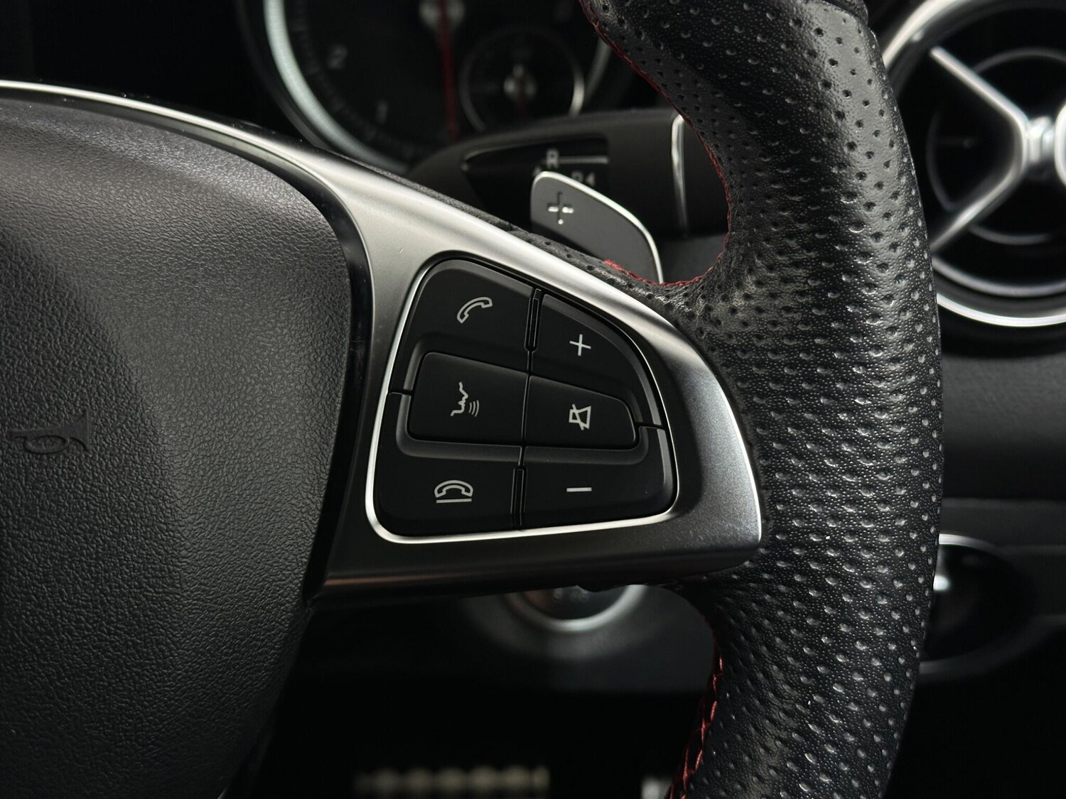 Used Mercedes-Benz GLA 2019 for sale - 77940096: Photo 16