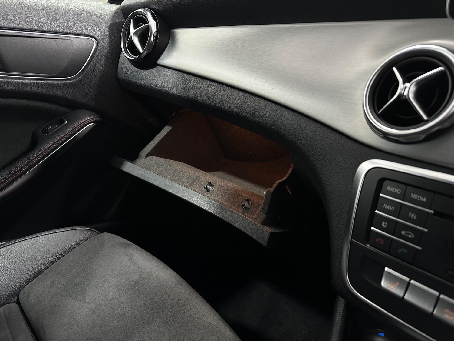 Used Mercedes-Benz GLA 2019 for sale - 77940096: Photo 29