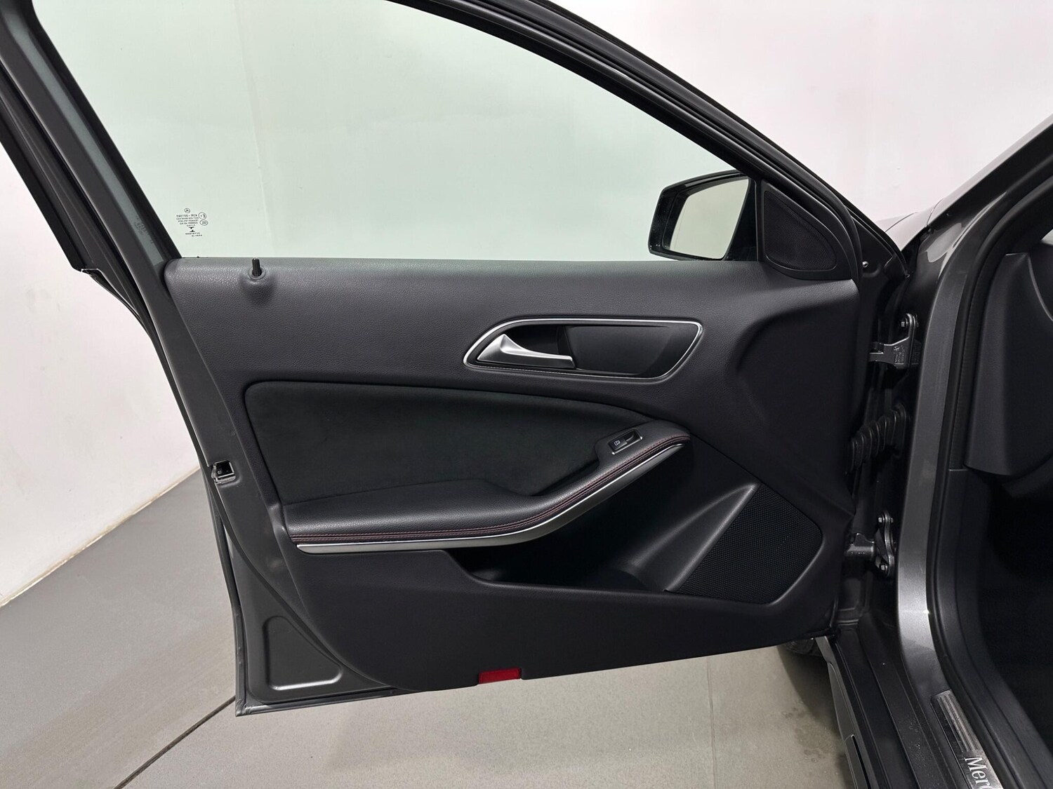 Used Mercedes-Benz GLA 2019 for sale - 77940096: Photo 38