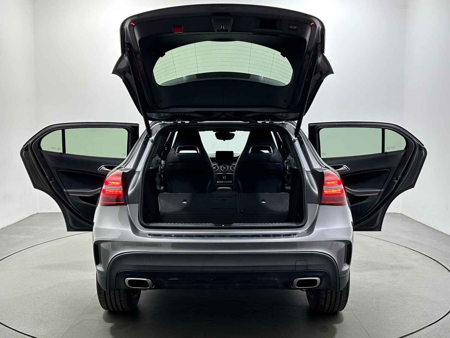 Used Mercedes-Benz GLA 2019 for sale - 77940096: Photo 45