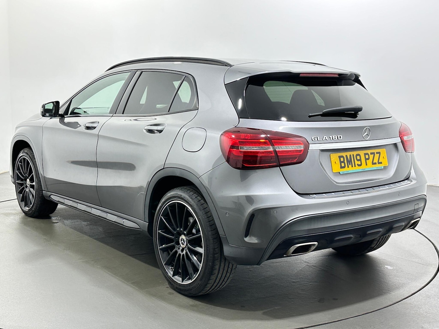 Used Mercedes-Benz GLA 2019 for sale - 77940096: Photo 6
