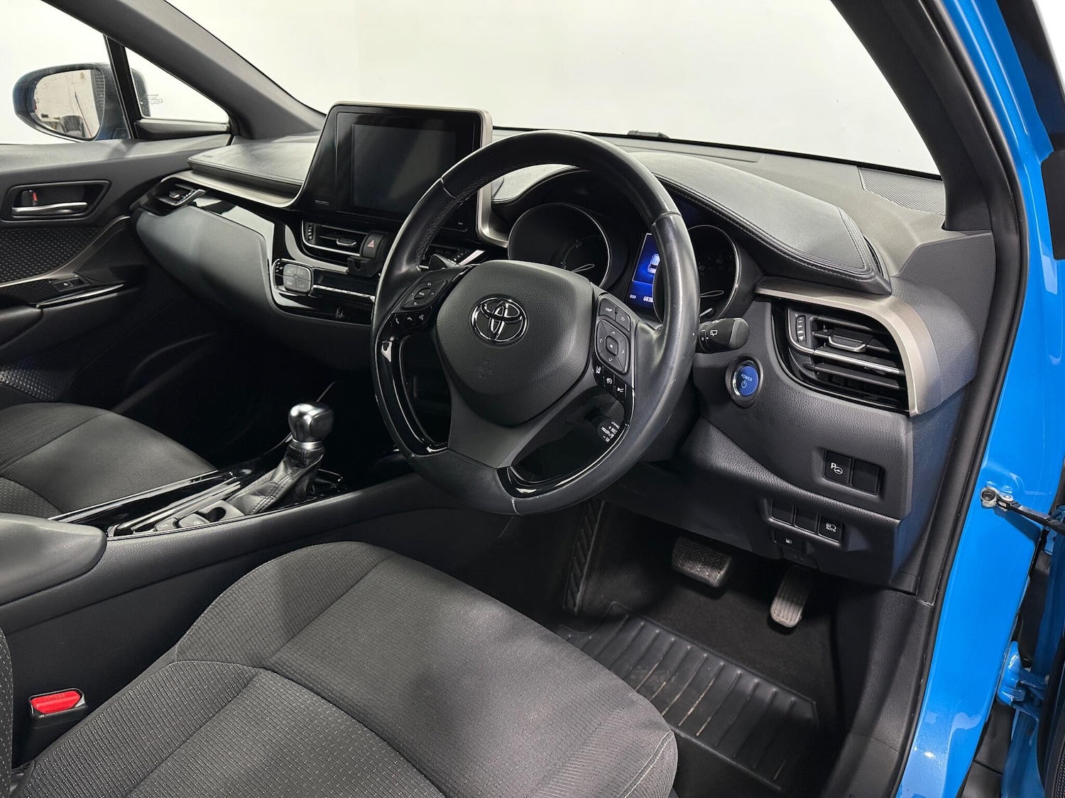 Used Toyota C-HR for sale - 77174912: Photo 10