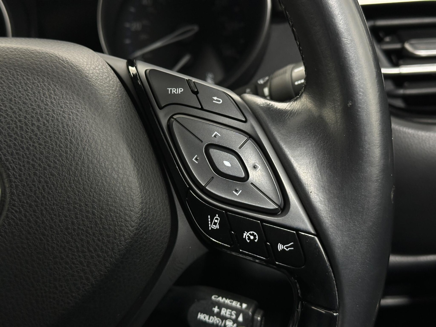 Used Toyota C-HR for sale - 77174912: Photo 15