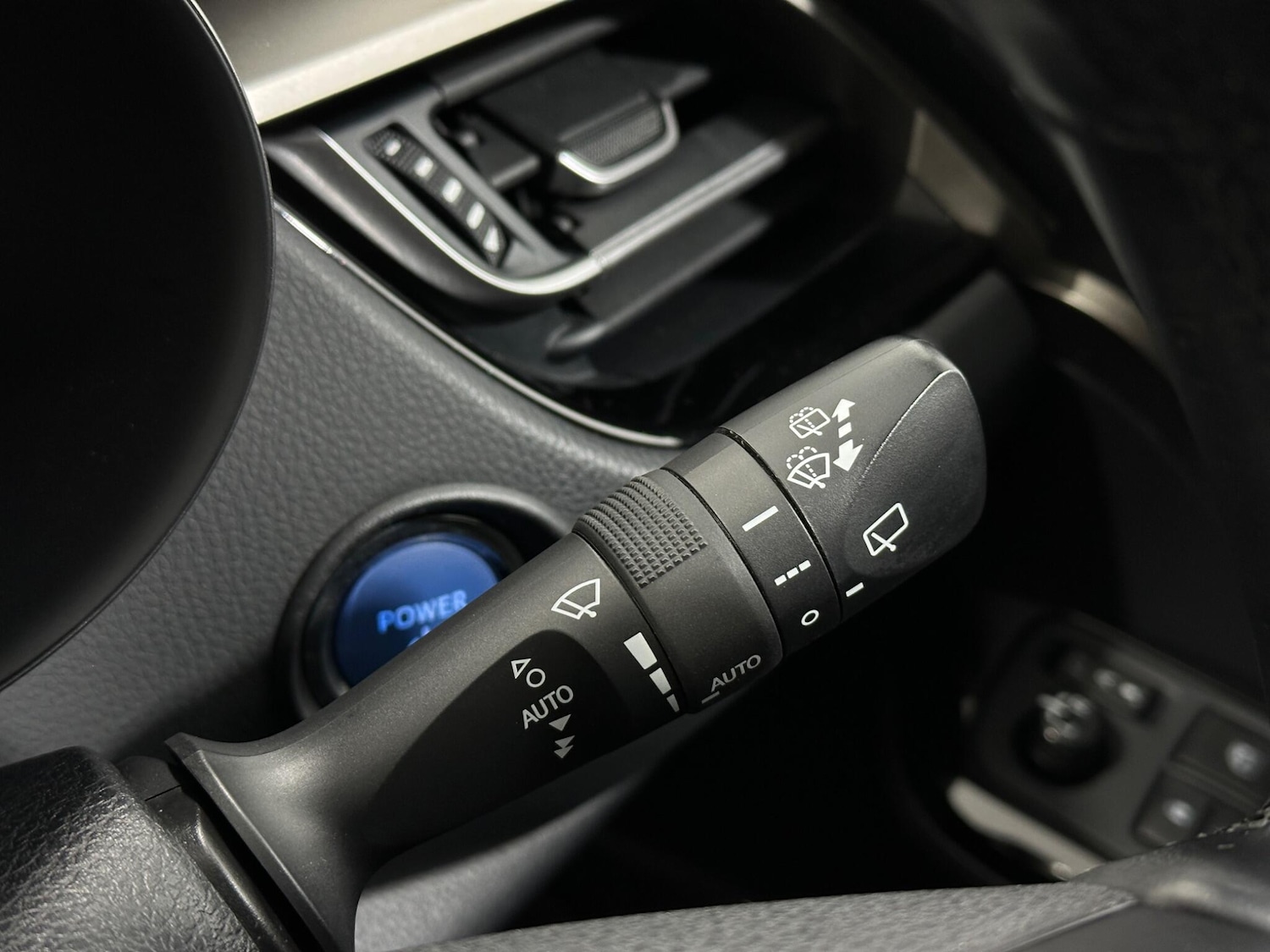 Used Toyota C-HR for sale - 77174912: Photo 16