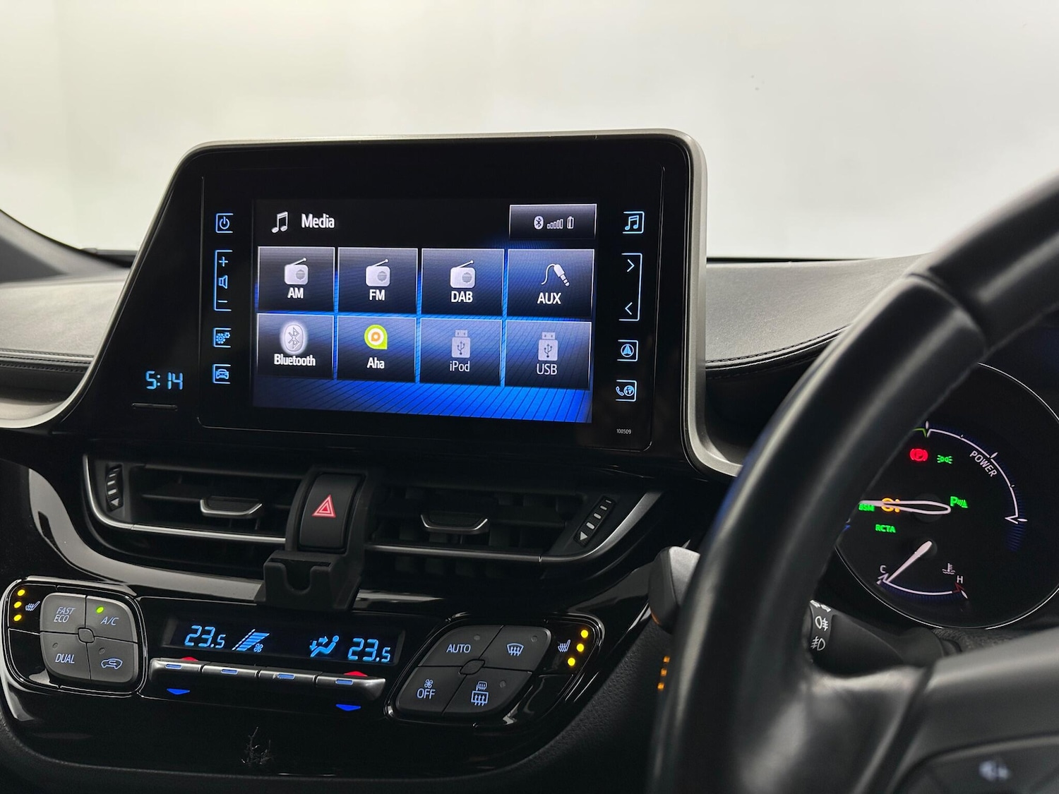 Used Toyota C-HR for sale - 77174912: Photo 23