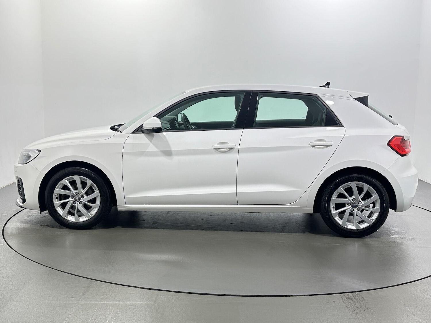 Used Audi A1 for sale - 77538554: Photo 5
