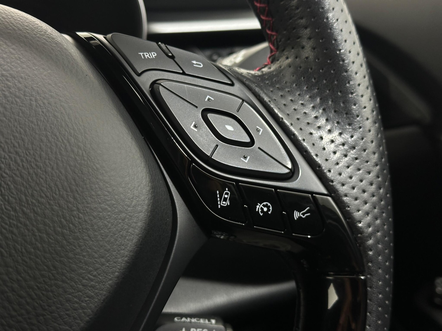 Used Toyota C-HR 2021 for sale - 77156585: Photo 14