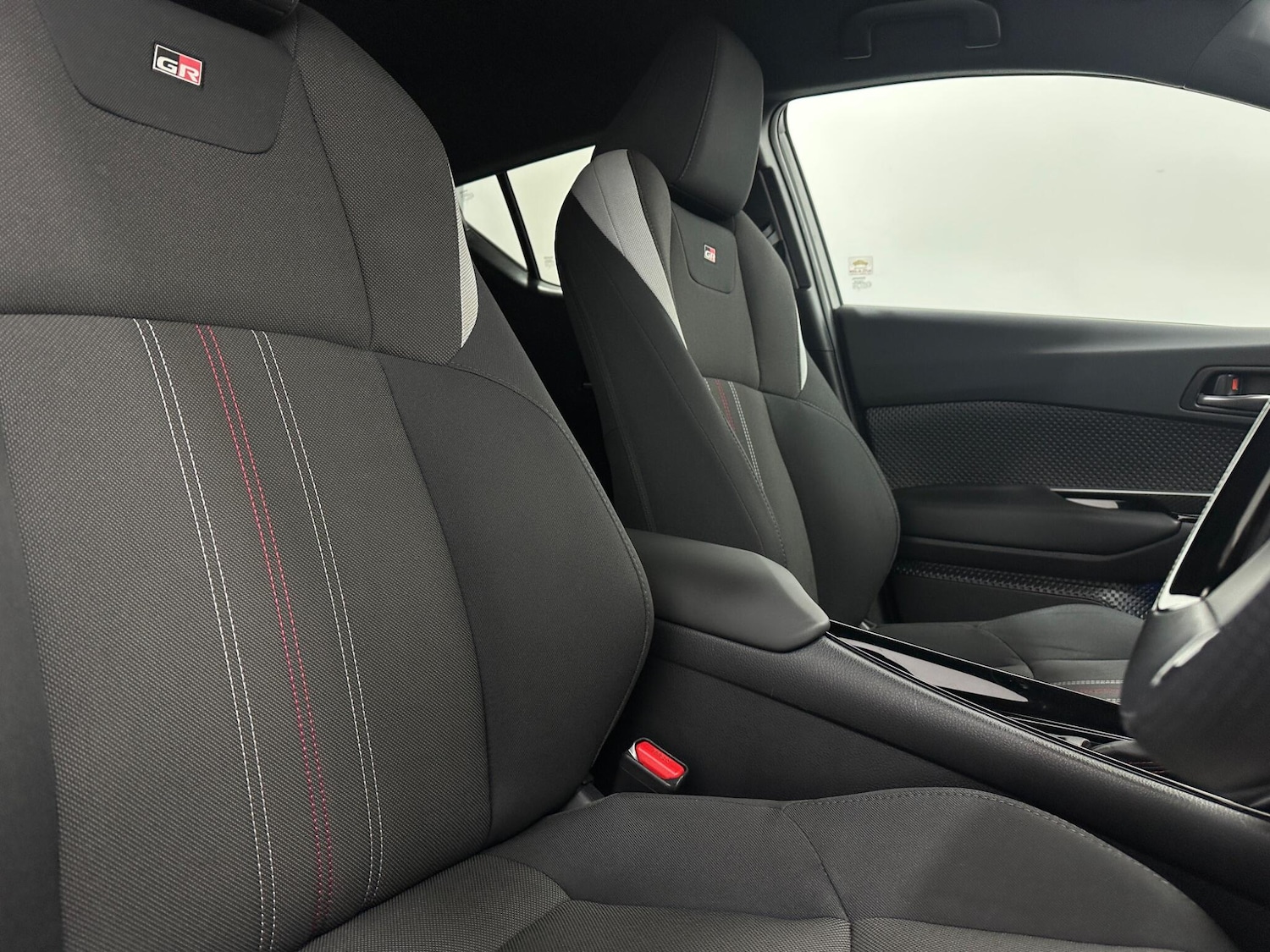 Used Toyota C-HR 2021 for sale - 77156585: Photo 31