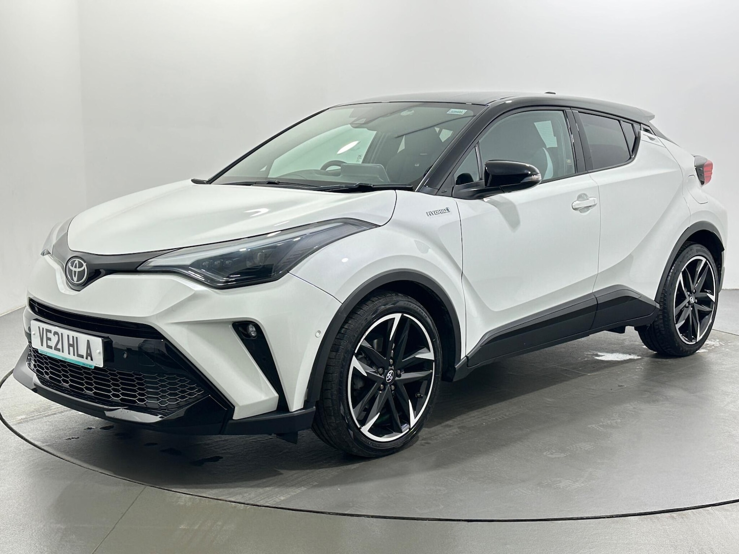 Used Toyota C-HR 2021 for sale - 77156585: Photo 4