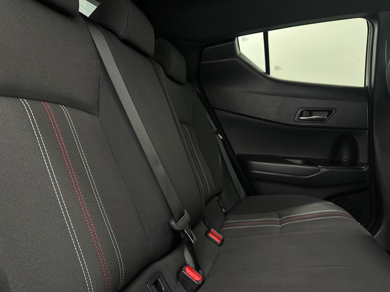 Used Toyota C-HR 2021 for sale - 77156585: Photo 42