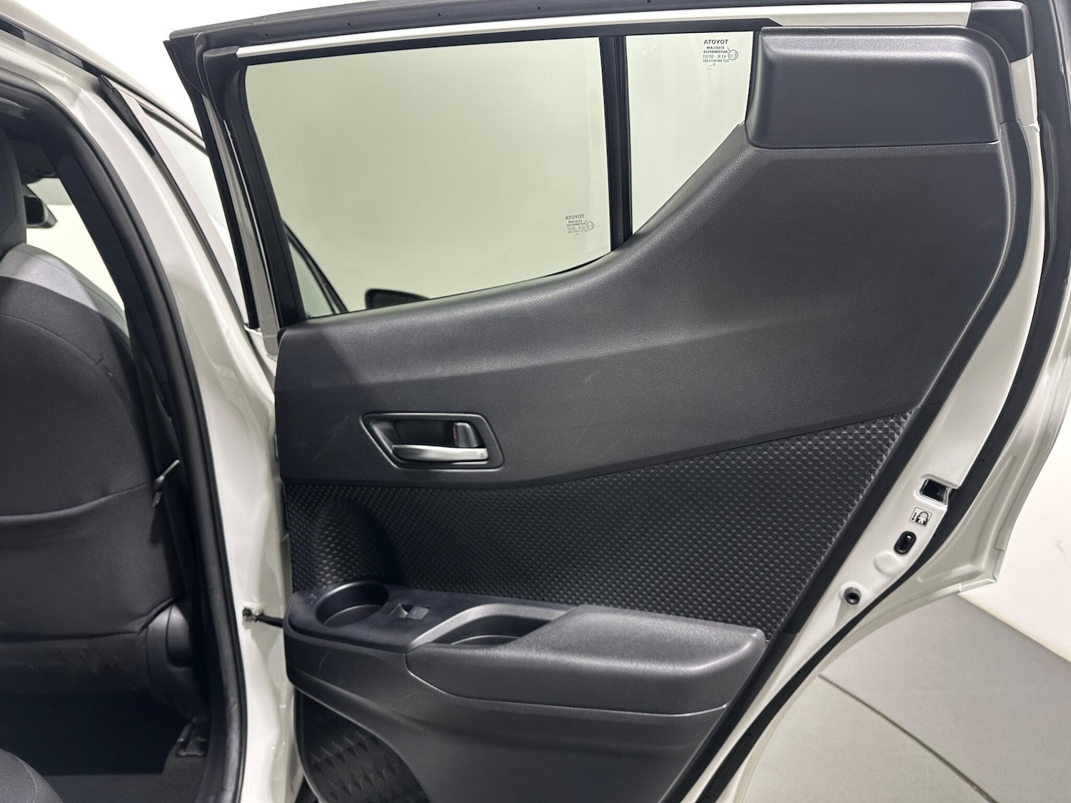 Used Toyota C-HR 2021 for sale - 77156585: Photo 43